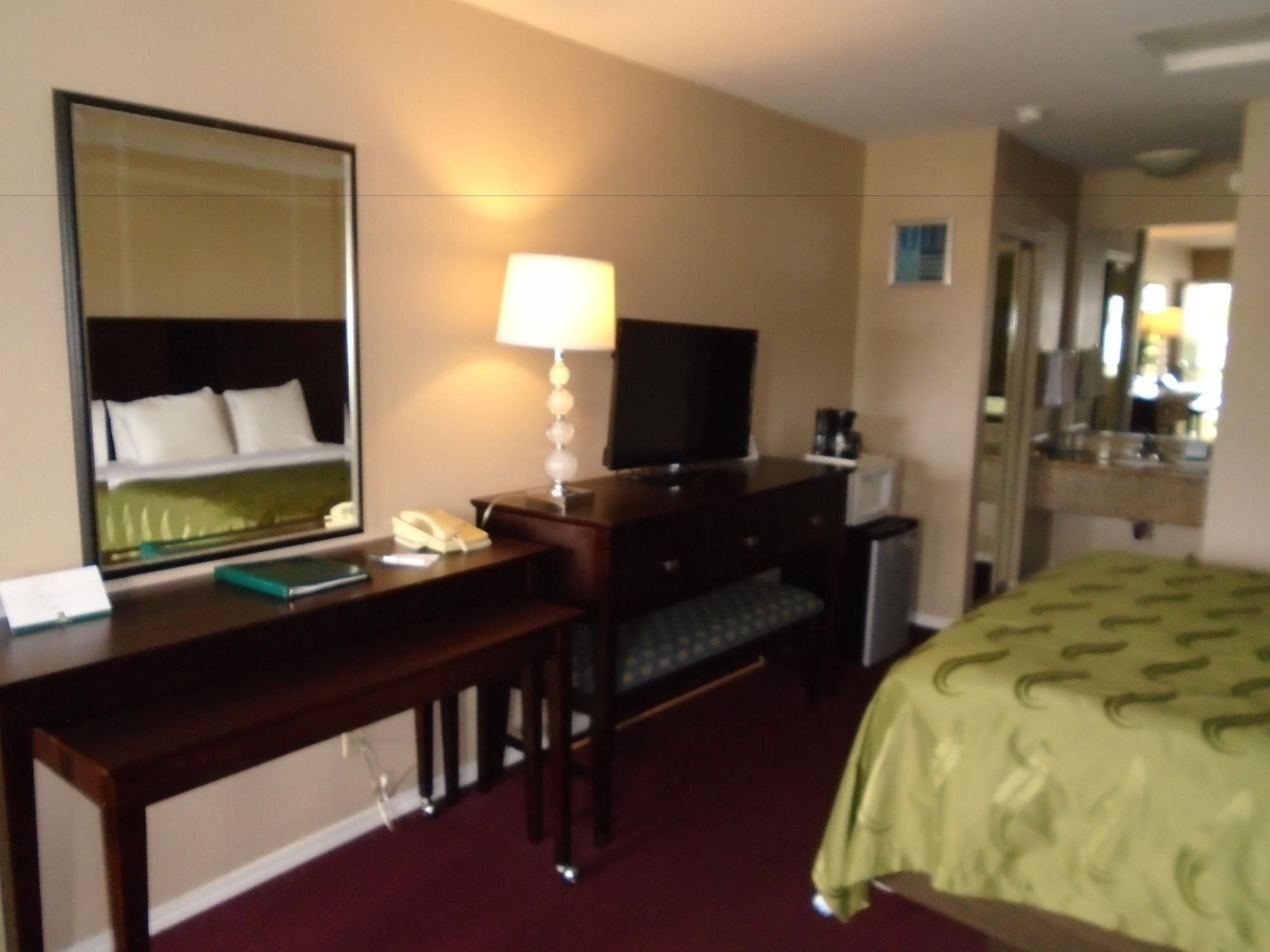 Scottish Fairway Inn Монтерей Экстерьер фото