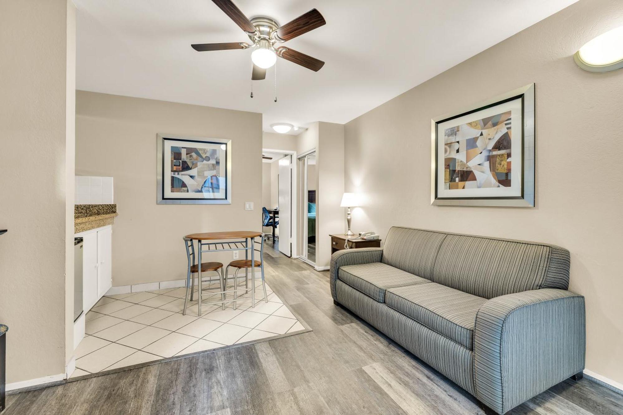 Scottish Fairway Inn Монтерей Экстерьер фото