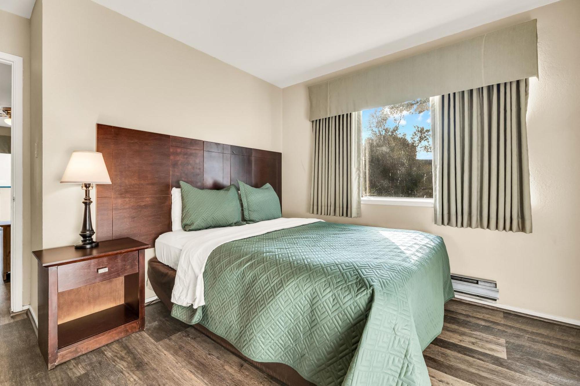 Scottish Fairway Inn Монтерей Экстерьер фото